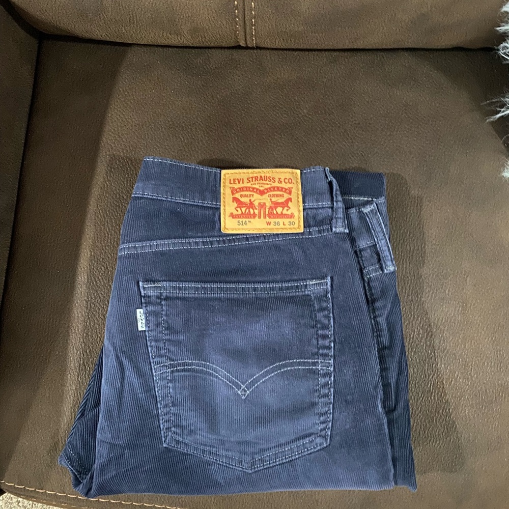 Levi’s 514 corduroy pants